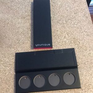 Younique quad magnetic eyeshadow palette
